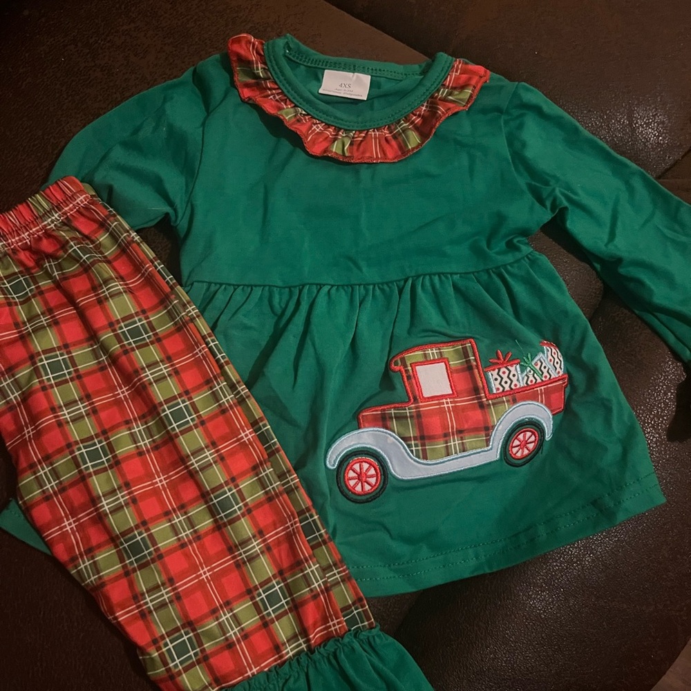 Green and Red Plaid Christmas outfit